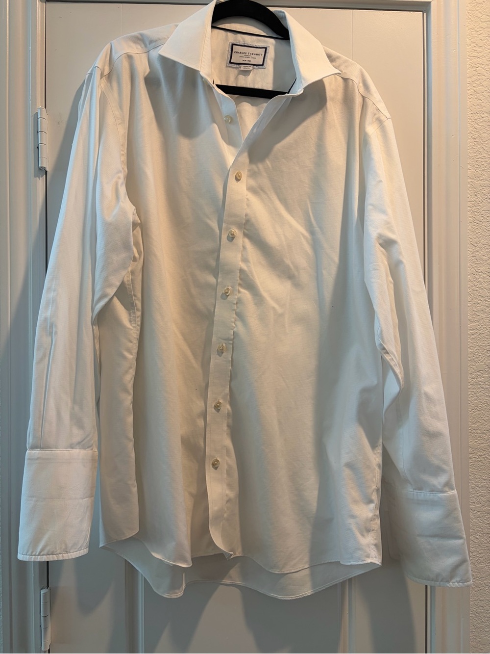 Charles Tyrwhitt White Spread Collar Dress Shirt